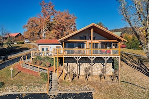 Front view of chalet