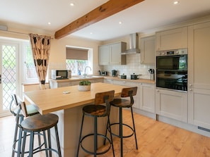 Kitchen area | Riverside Cottage - Bridge Cottage and Apartments, Brandon