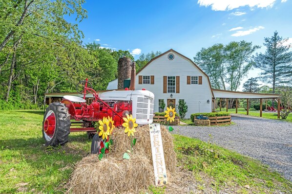 tractor for pictures