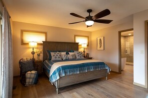 King-size bedroom on main level with en suite bathroom