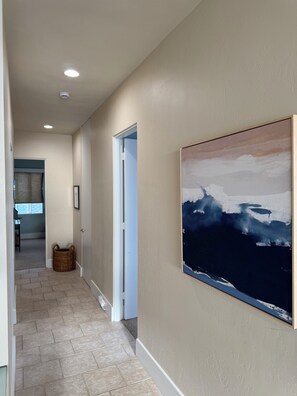 4 - Entryway - D
