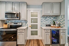 Kitchen & Pantry.