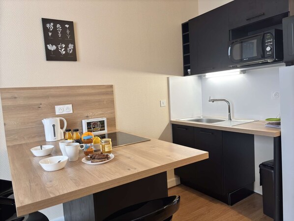 Kitchen area