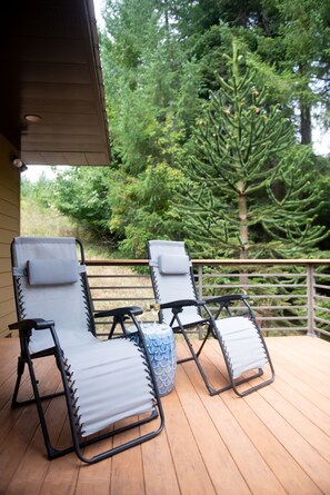 Enjoy the sunrise over the deck with a morning cup of coffee or tea