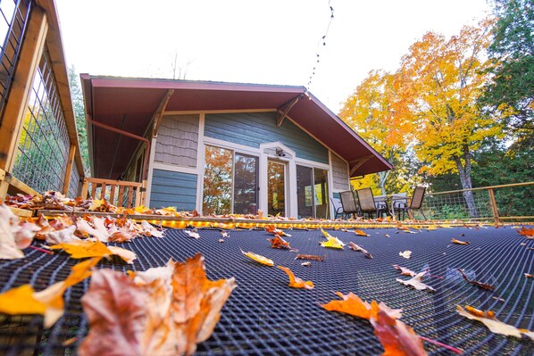 Deck hammock, we're sure you'll enjoy relaxing here.