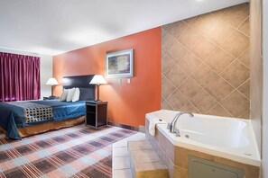 King Bed With Jetted Tub