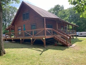 Main Cabin - Main Cabin