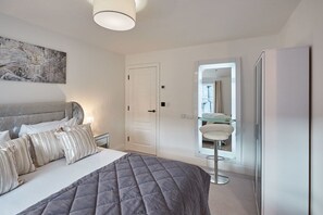 Oxford House, Harrogate - Host & Stay