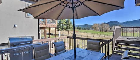 Estes Park Vacation Rental | 3BR | 3BA | 2,200 Sq Ft | Stairs Required