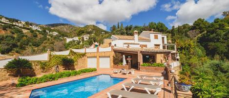 Family accommodation in Mijas | Cubo's Holiday Homes