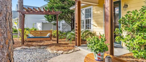 Wilmington Vacation Rental | 2BR | 2BA | 2 Steps Required to Access