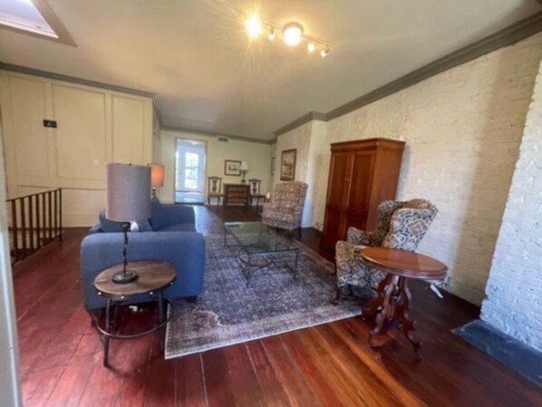 Large flowing living area