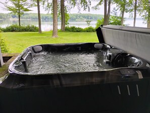 屋外スパ浴槽