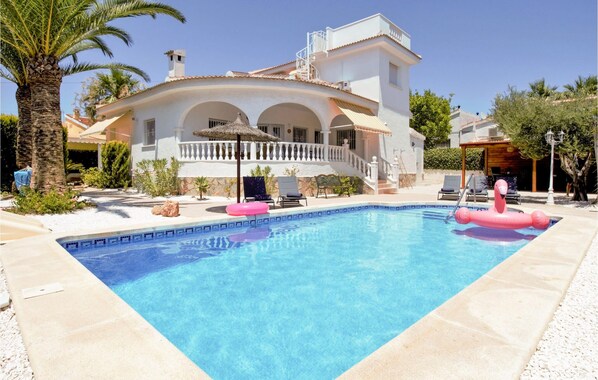 pool