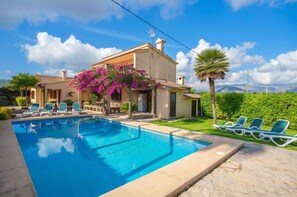 Cloud, Sky, Water, Building, Plant, Property, Azure, Swimming Pool, Tree, House