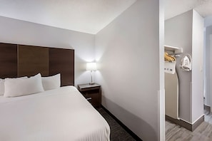 Comfortable King size bed!