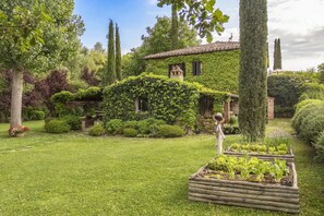 Jardines del alojamiento