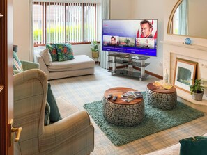 Living area | Willow Lodge, Macduff, near Banff