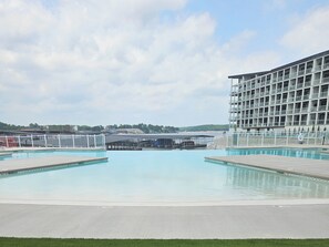 Community Amenities | 2 Pool | Grilling Area | Fire Pits