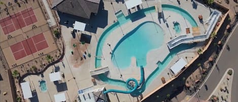 Community pool/hot tub with lazy river