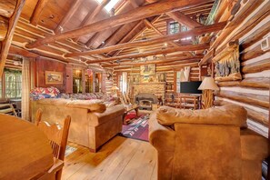Rustic Rest's great room