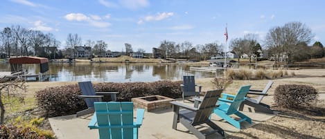 Lakeside Firepit