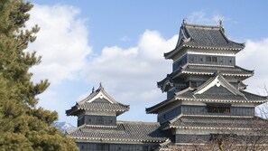 The Matsumoto Castle site is within a 2-minute walk!