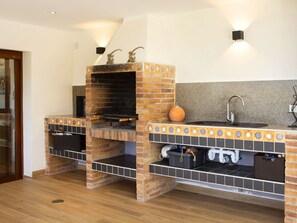 Gebäude, Holz, Regal, Regale, Interior Design, Haus, Küche, Flooring, Wohnzimmer, Fussboden
