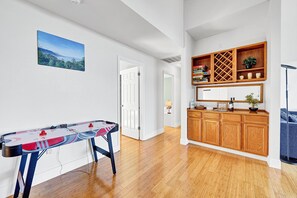 Spielezimmer