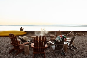 Private Beach | Fire pit | Kayaks