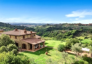 Beautiful view of the Tuscan hills