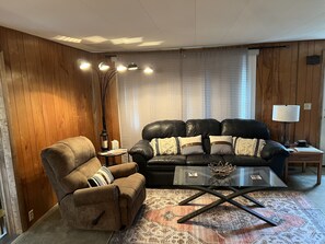 Living room (1)