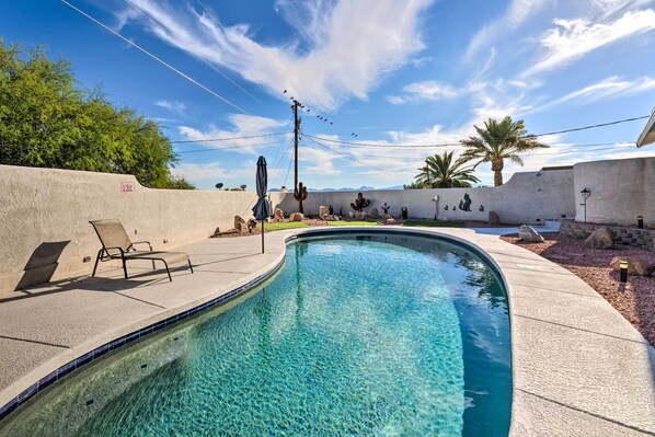 Lake Havasu City Vacation Rental | 4BR | 2BA | Step-Free Access