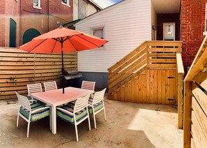 BBQ or just lounge on the private  patio. A great getaway just to hang out with family and friends.