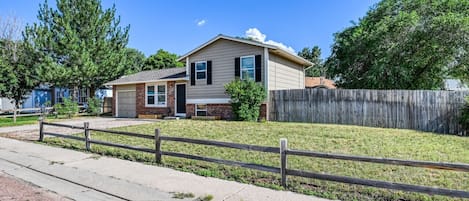 Tri-level home with large front & back yards!