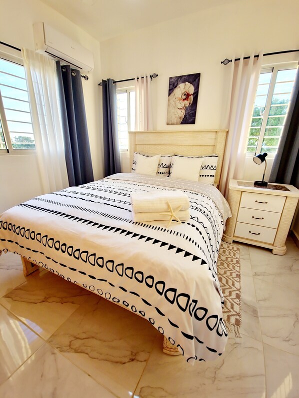 Queen Bed