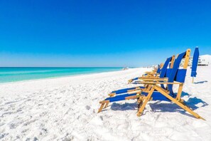 Emerald Coast with Sugar White Sand, Blue Skies & Sunshine filled with Vitamin D