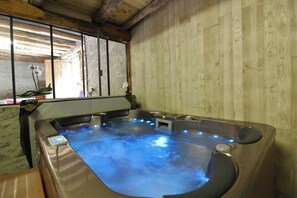 Jacuzzi