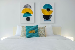 Master bedroom w/ King size bed