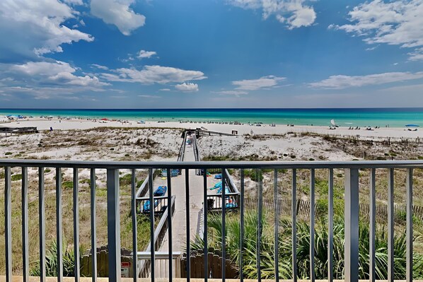 Welcome to Commodore's Retreat #205 - Gulf Views