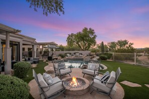 Outdoor Fire Pit