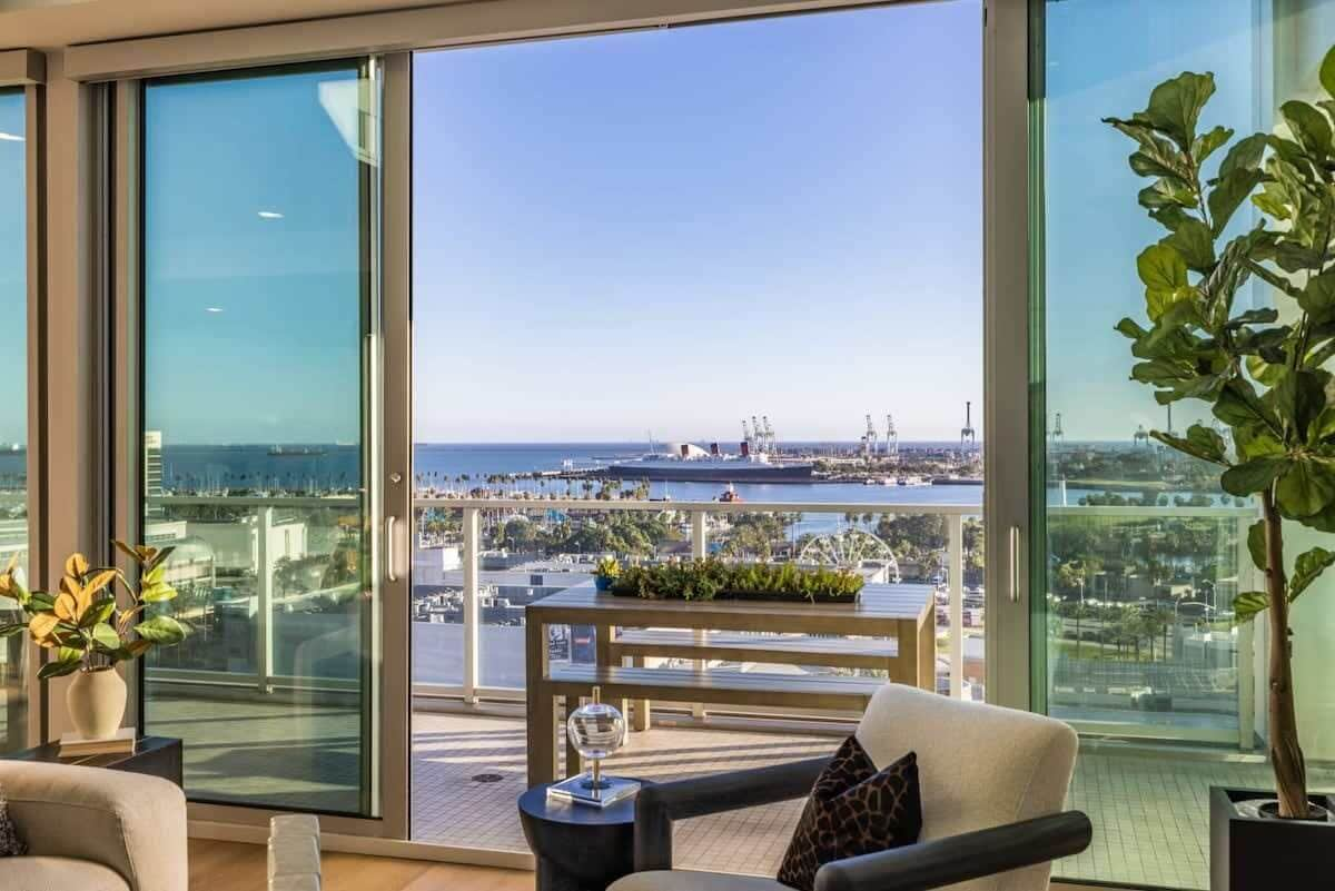 @ Marbella Lane – Luxurious 3BR Penthouse