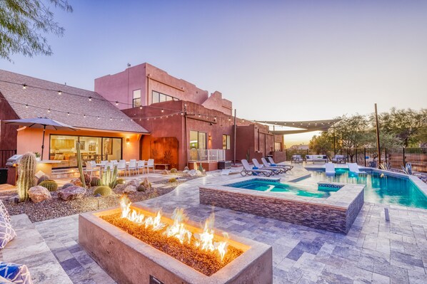 Your private oasis in Arizona awaits your arrival!