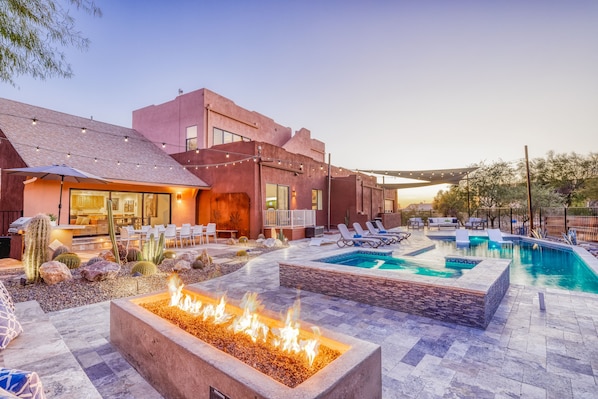 Your private oasis in Arizona awaits your arrival!