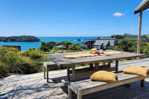 Hahei Island Outlook Deck 
