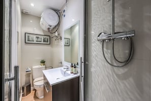 Bain
