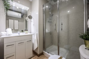 Bain