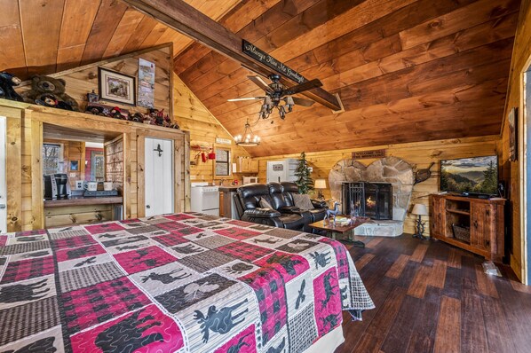 Cozy up with your loved one and feel the warmth of our heart-shaped fireplace in our romantic studio cabin.