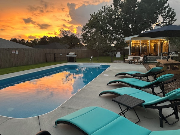 Pool