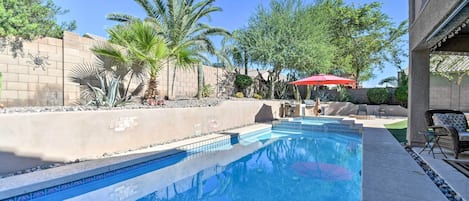 Mesa Vacation Rental | 4BR | 2.5BA | 1 Step for Access | 3,026 Sq Ft